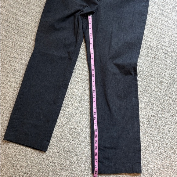 Loft pants
Julie or curvy fit - Picture 7 of 8